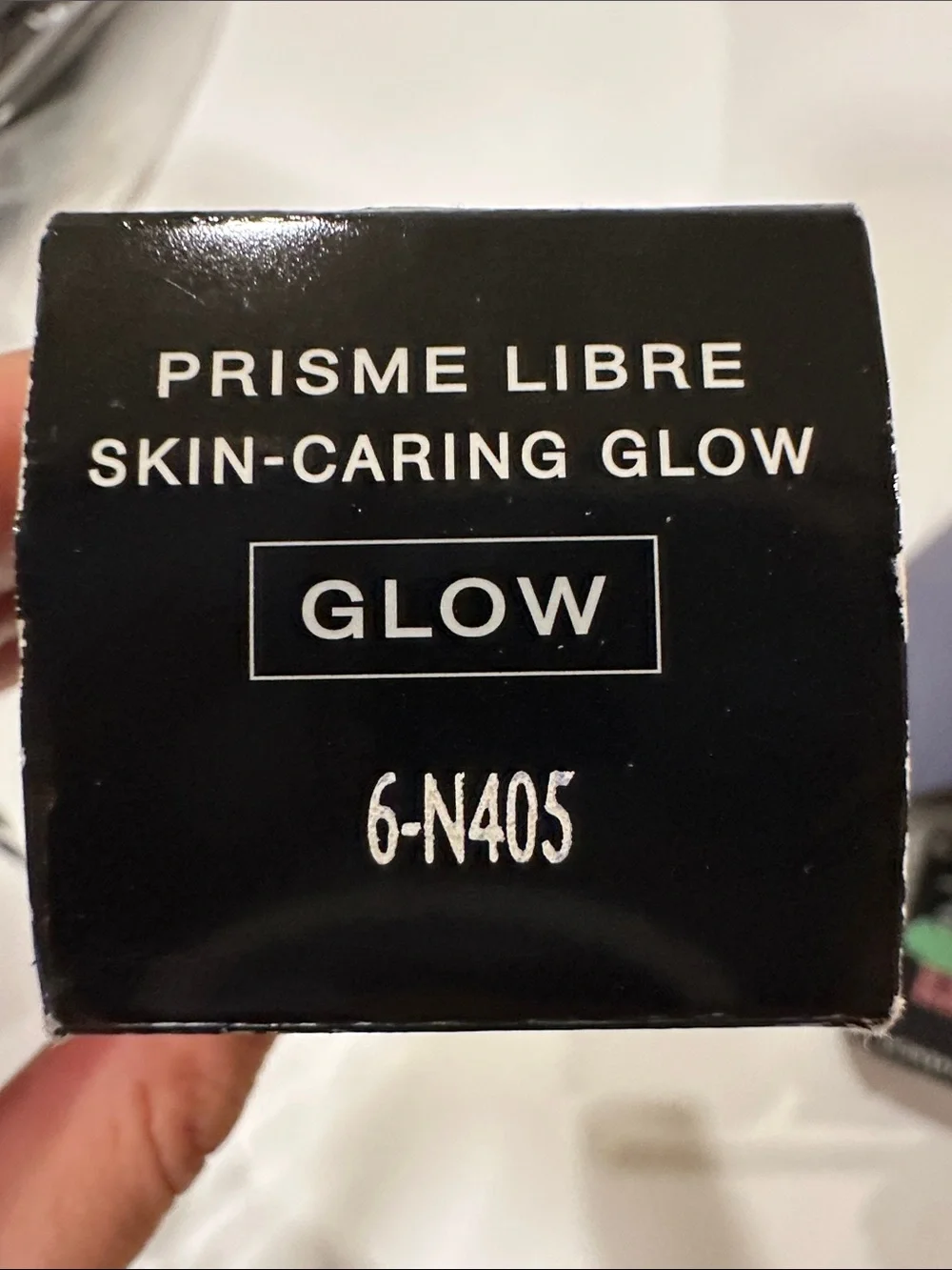Givenchy Prisme Libre Skin-Caring Glow Foundation - n.6-N405 Brand new
